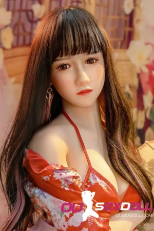 Beauty Booty Elegant Deepthroat Love Making Doll