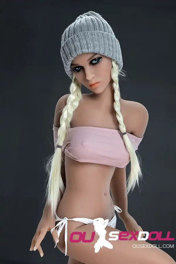 B Cup Slim Blond Hair Small Breasts Sex Doll 4