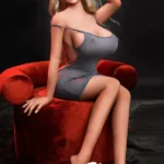 Секс кукла с големи гърди и къдрава коса с чашка D 3