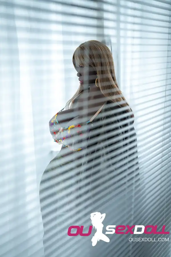 H Cup Dark Skin Curvy Figure Sex Doll 8