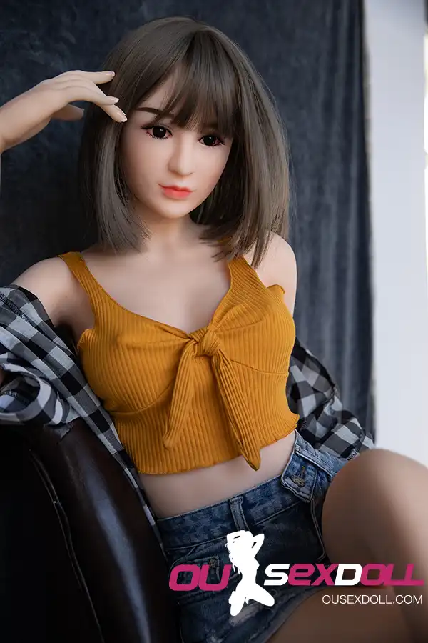 B Cup Short Hair Japanese Skinny Sex Doll 11