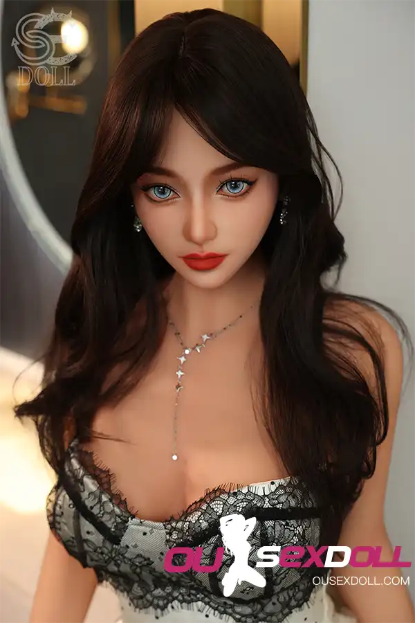 C Cup Sexy Red Lips Realistic Sex Doll 7