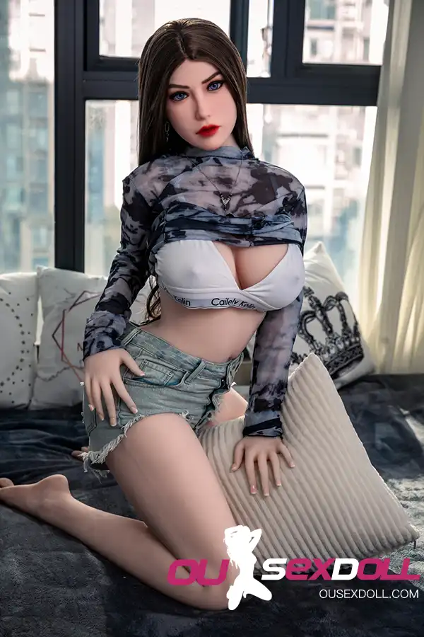 D Cup Light Skin Realistic Sex Doll 6