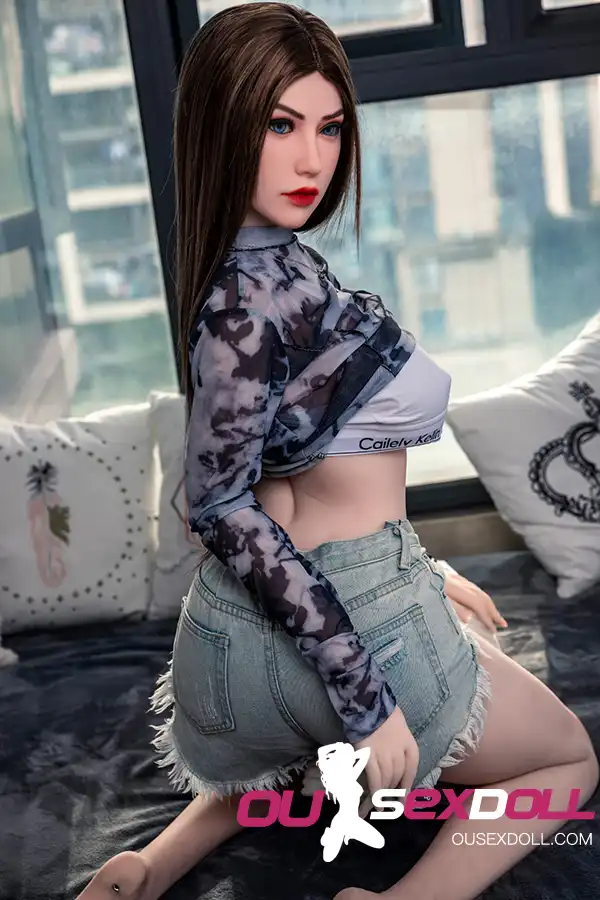 D Cup Light Skin Realistic Sex Doll 7