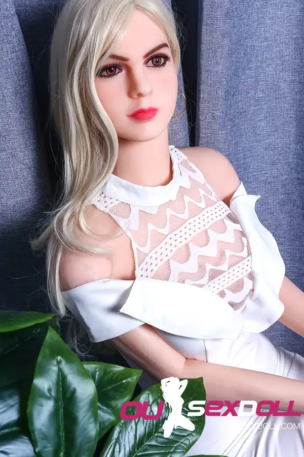 C Cup Realistic Sexy Mature Sex Doll 10