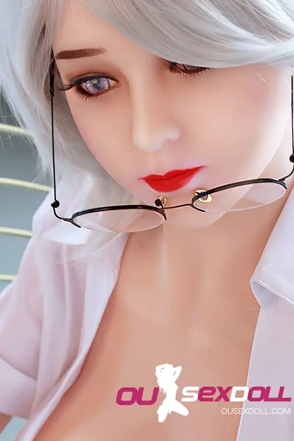 C Cup Sexy Realistic Adult Sex Doll 2