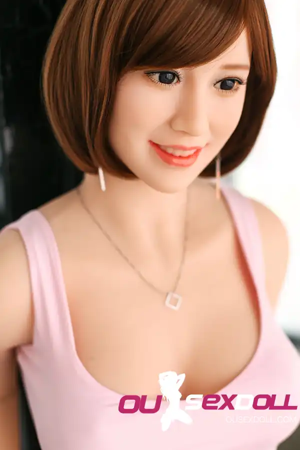 C Cup Small Breast Real Life Ώριμη Κούκλα Σεξ 2