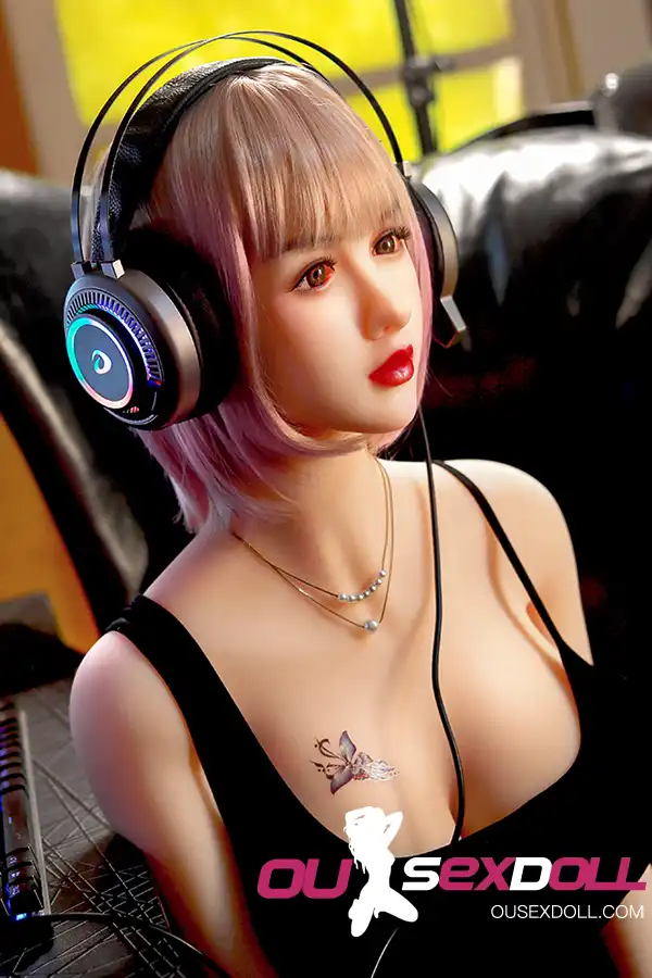 D Cup Sexy Short Hair Natural Skin Real Sex Doll 2