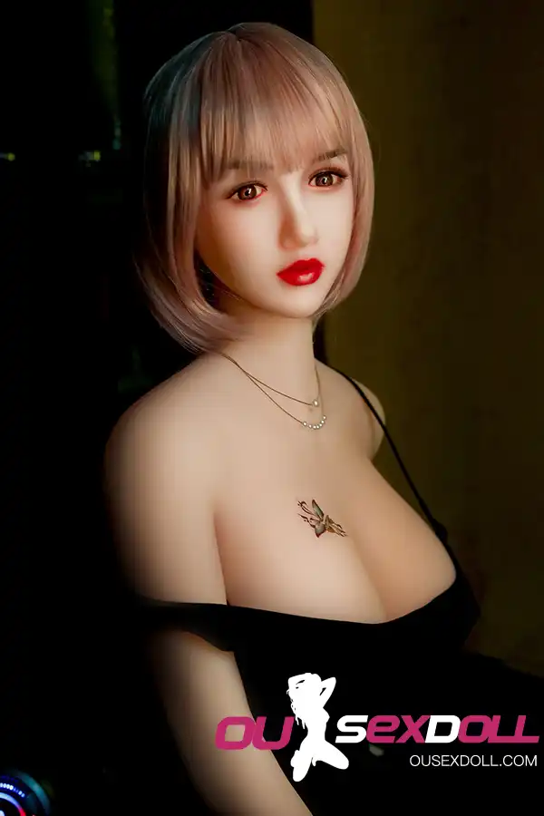 D Cup Sexy Short Hair Natural Skin Real Sex Doll 6