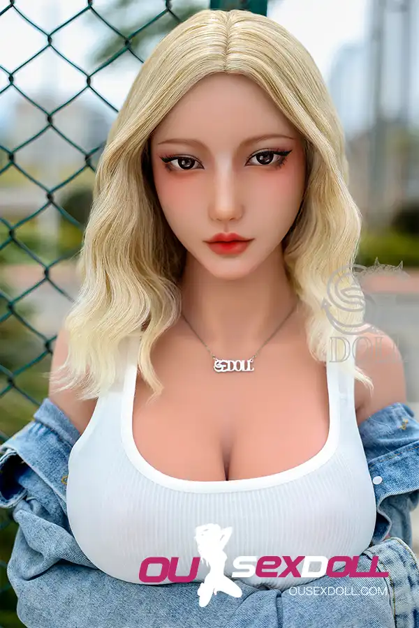 F Cup Big Breasts Full Figure Charming Sex Doll 5