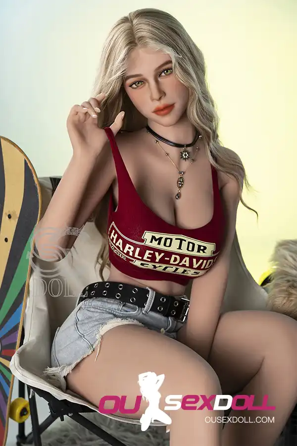 F Cup Curly Hair Full Bust Realistic Sex Doll 17