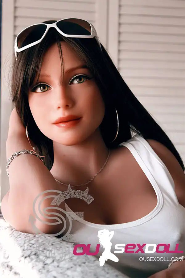 F Cup Elegant Big Bust Lifelike Sex Doll 11