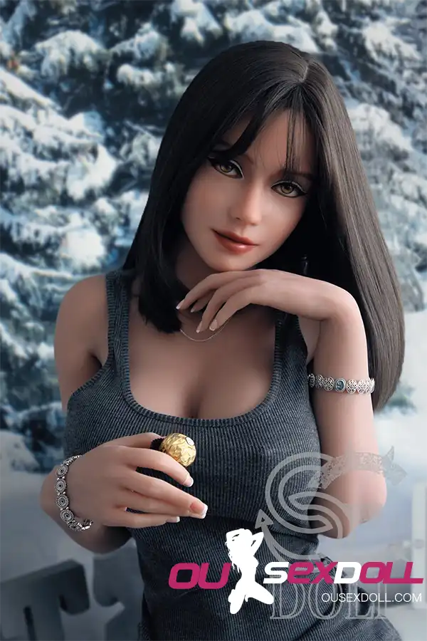 F Cup Elegant Big Bust Lifelike Sex Doll 7