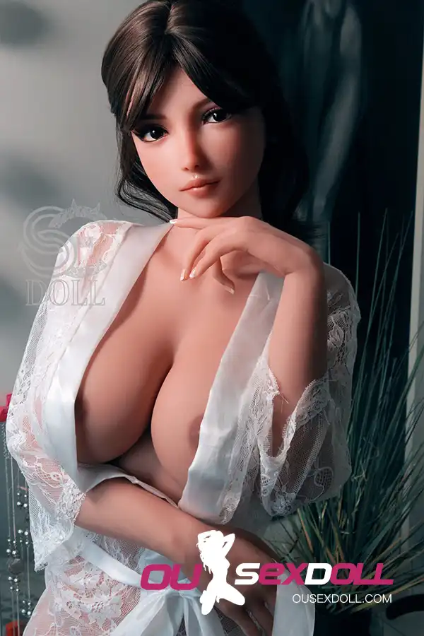 F Cup Elegant Sexy Big Breasts Playful Sex Doll 2