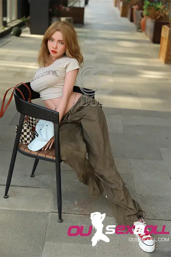 E Cup Big Ass Most Realistic Sex Doll 2