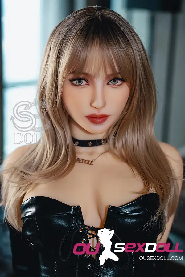 E Cup Curvy Big Boobs Lifelike Sex Doll 5