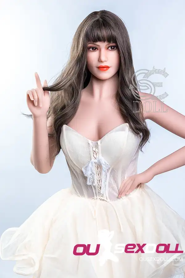 E Cup Curvy Big Breasts Lifelike Sex Doll 18
