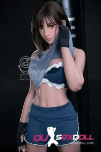 Boneca sexual realista com seios pequenos e corpo em forma, tamanho C.