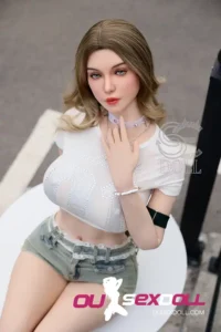 E Cup Curvy Body Outdoor Lifelike Sex Doll 7
