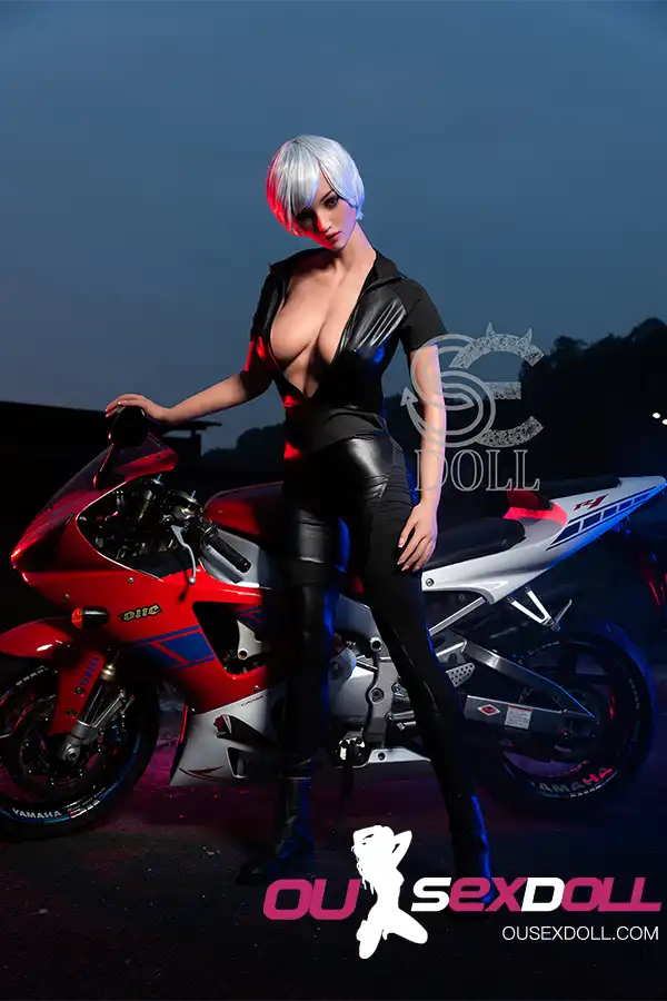E Cup Cool Leather Outfit Realistic Sex Doll 4