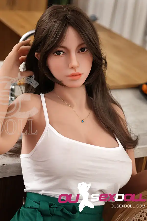 F Cup Curvy Big Boobs Home Realistic Sex Doll 3